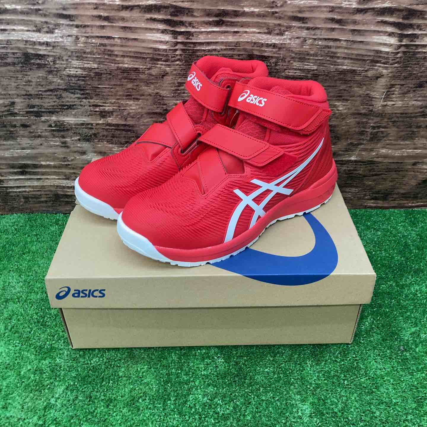 7U7nXYCkh6OQqsUo34RX0FLBMkrU8W