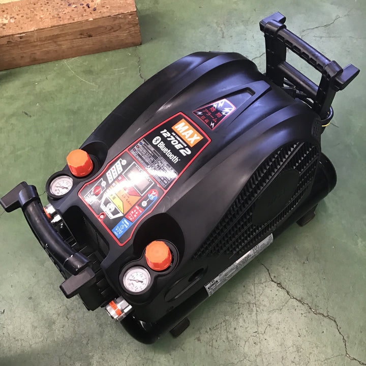【オータムセール!美品】 マックス(MAX) エアコンプレッサー AK-HH1270E2_ブラック【桶川店】