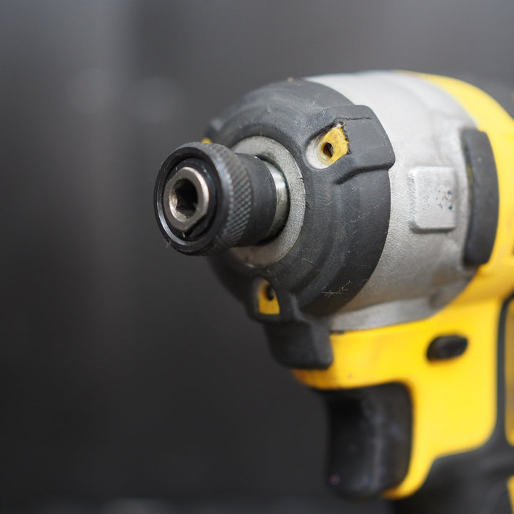 【中古・現状品】DEWALT/デウォルト インパクトドライバ DCF887 本体のみ【鴻巣店】