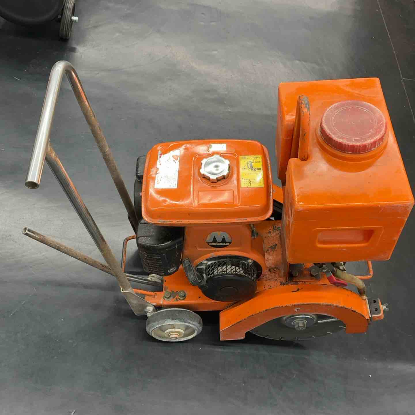 店頭受取り限定】三笠産業 コンクリートカッター MCD-04A【藤沢店