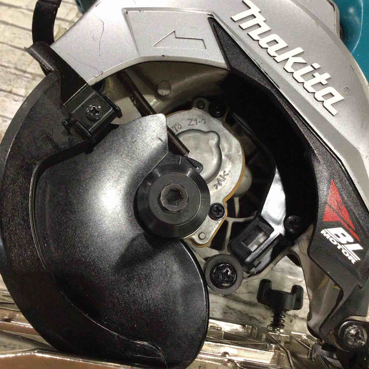 ★マキタ(makita) コードレス丸のこ HS001GZ【川口店】