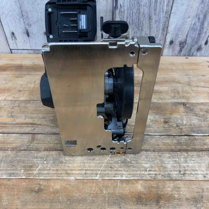 マキタ(makita) コードレスマルノコ HS005GZB 【東大和店】