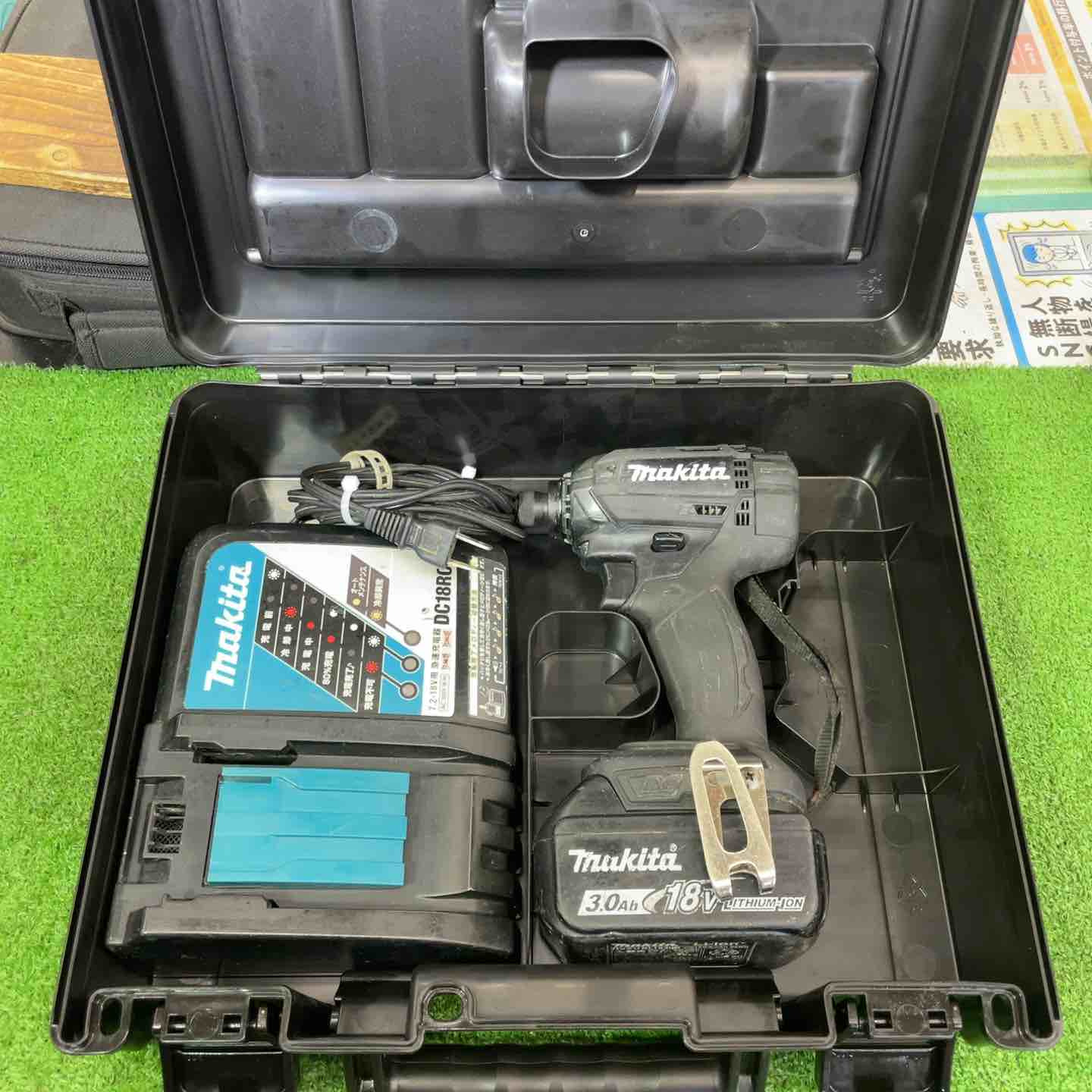 マキタ(makita) コードレスインパクトドライバー TD149DRFXB【桶川店】 マキタ(makita) コードレスインパクトドライバー TD149DRFXB【桶川店