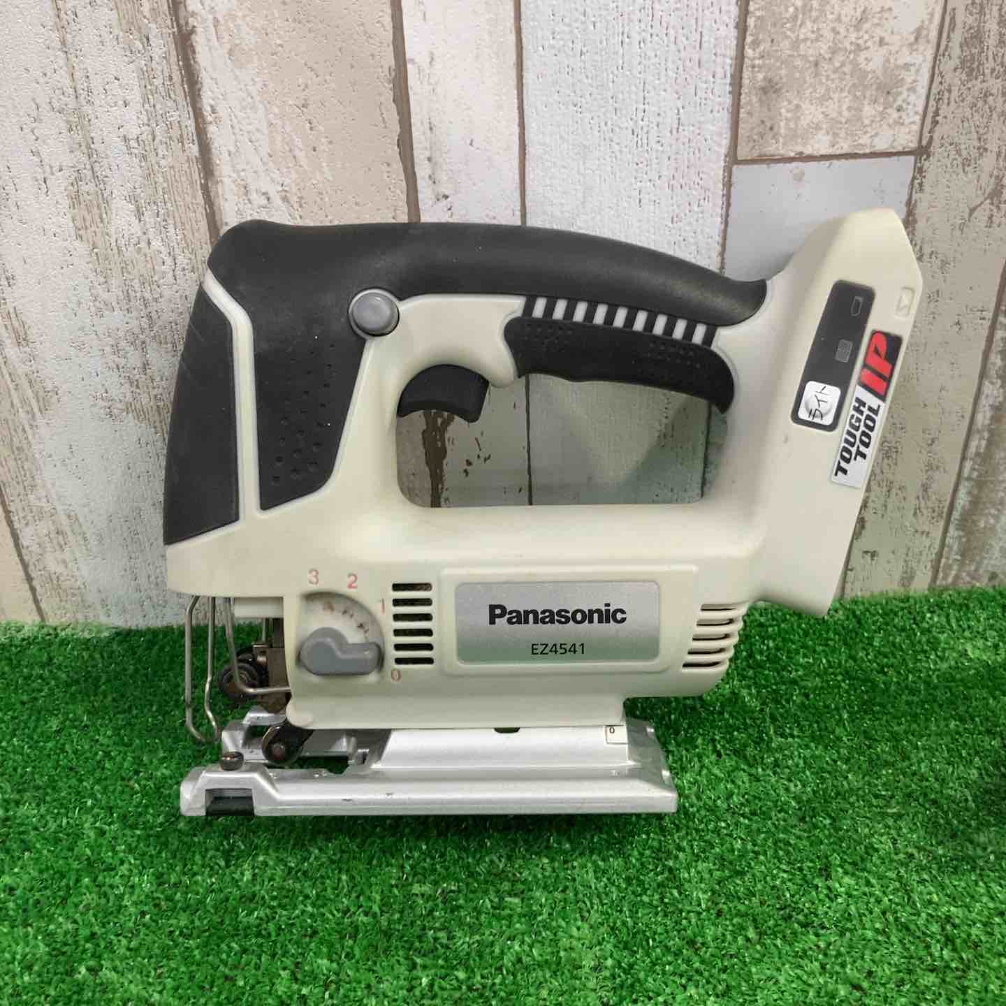 パナソニック Panasonic　EZ 4541X-B　ジグソー　本体のみ ◇パナソニック(Panasonic) コードレスジグソー 本体 EZ4541X-B【町田