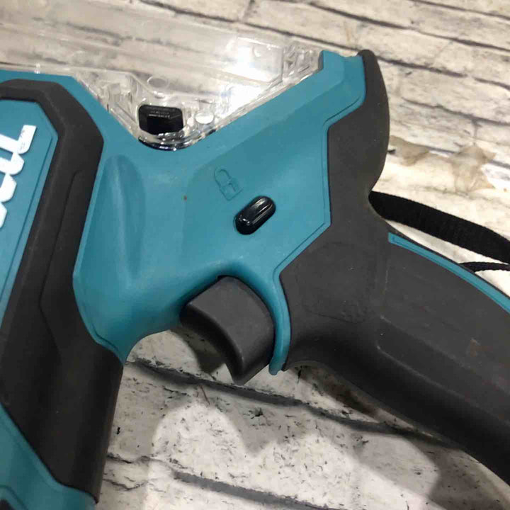 ★マキタ(makita) コードレスボードカッタ SD180DZ【川口店】