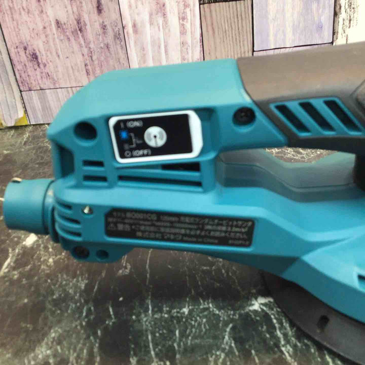 ★マキタ(makita) 充電式ランダムオービットサンダ BO001CGZ【八潮店】