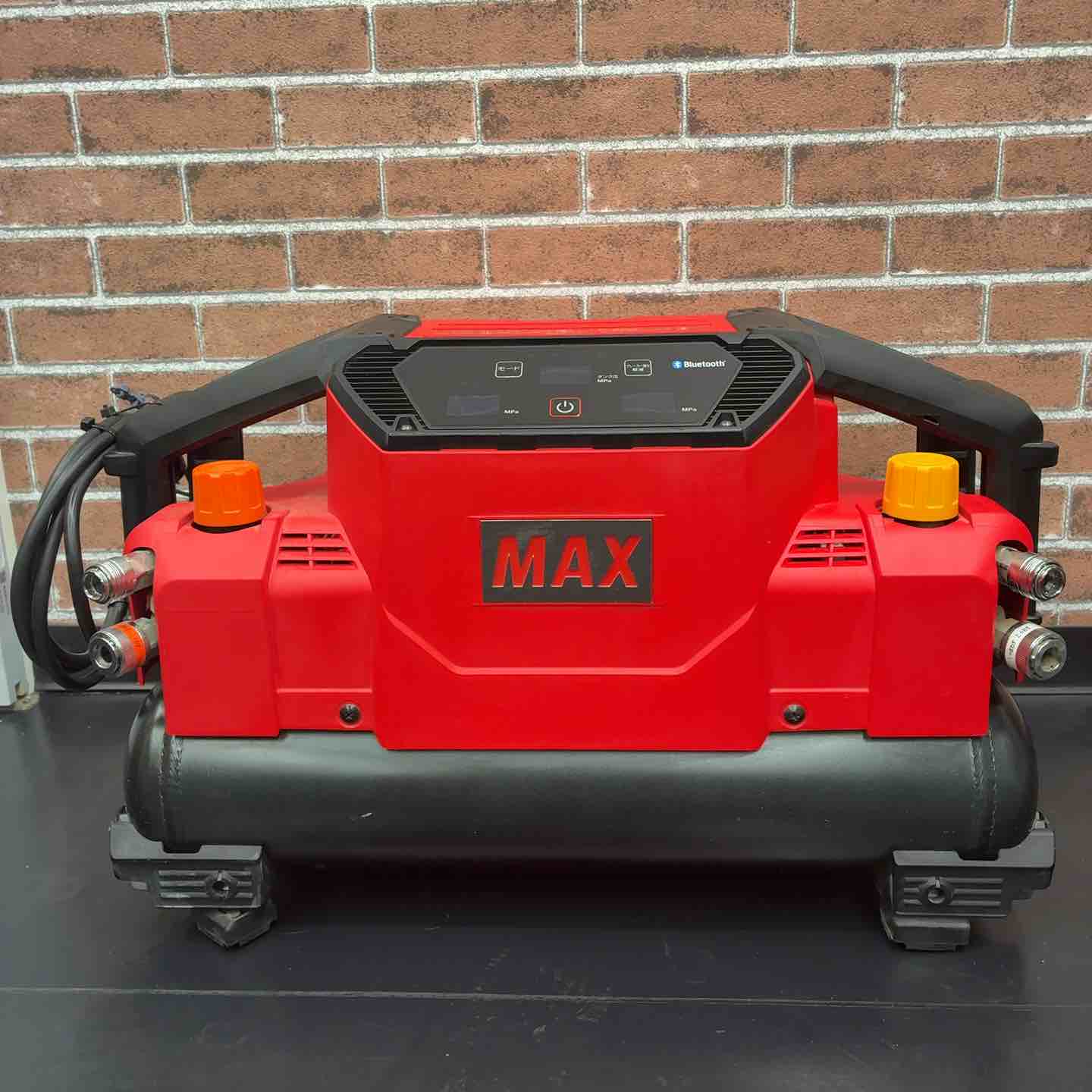 マックス(MAX) エアコンプレッサー AK-HL1310E_レッド【藤沢店