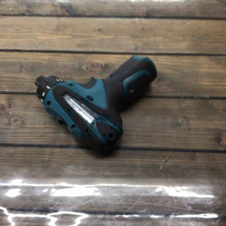 ☆マキタ(makita) コードレスドリルドライバー DF030DWX【戸田店】