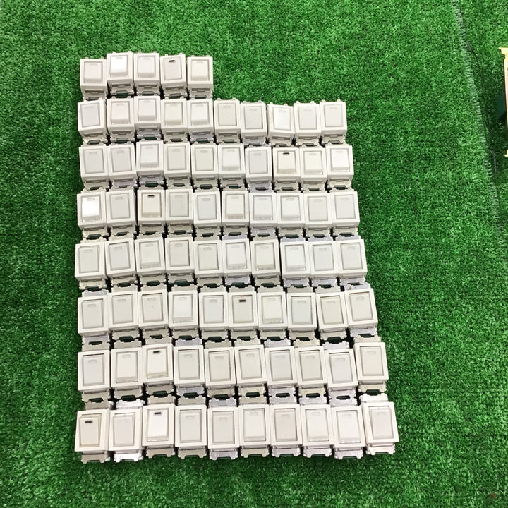 National ナショナル 埋込ホタルスイッチ WN5051 75個 WN5241、コンセントなど混在!【桶川店】