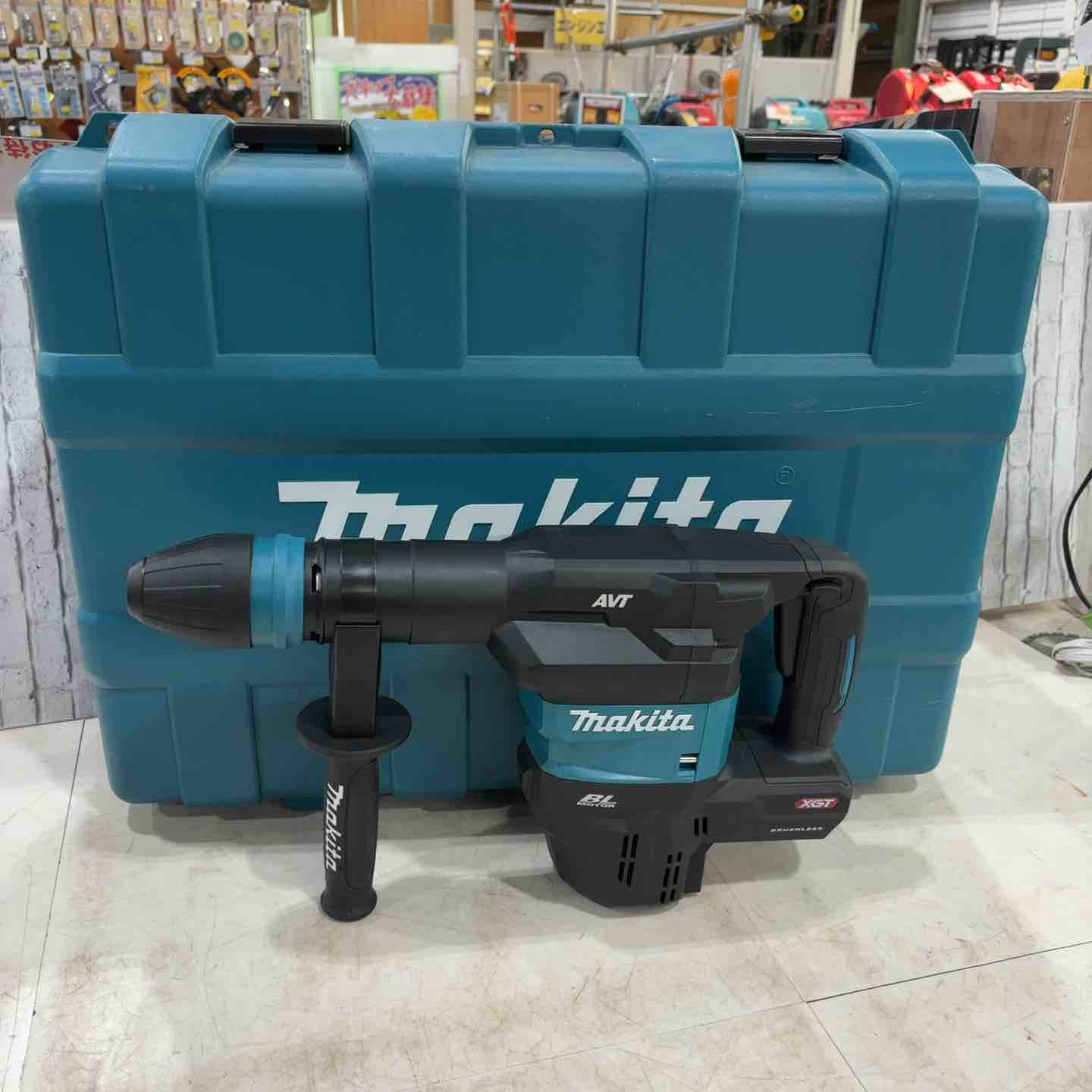 ★マキタ(makita) コードレスハンマ HM001GZK 40V 動作確認済【川口店】 ☆マキタ(makita) コードレスハンマ HM001GZK【川口店】 – アクト