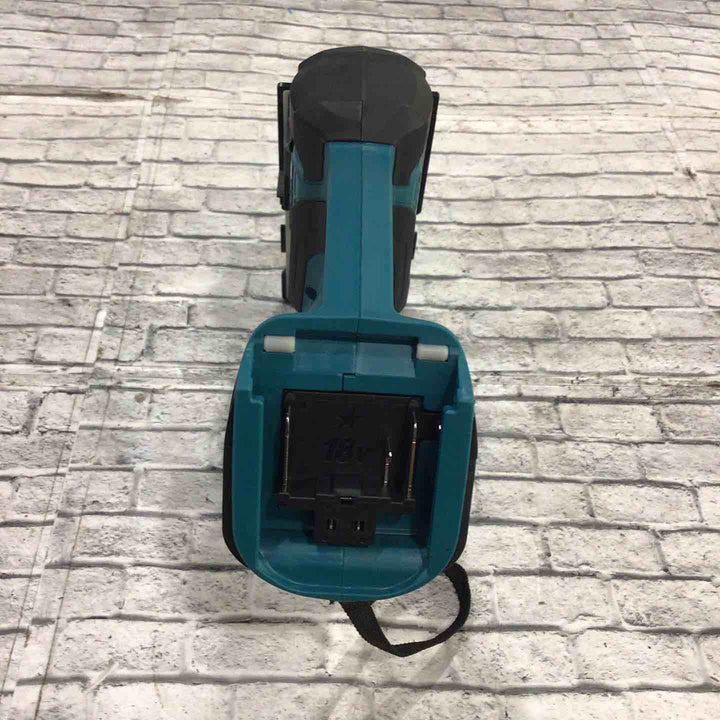 ★マキタ(makita) コードレスボードカッタ SD180DZ【川口店】