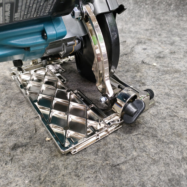 ★マキタ(makita) 40Vmax HS005GRDX 際切マルノコ 鮫肌 125mm 急速充電器+純正バッテリ2個付【岩槻店】