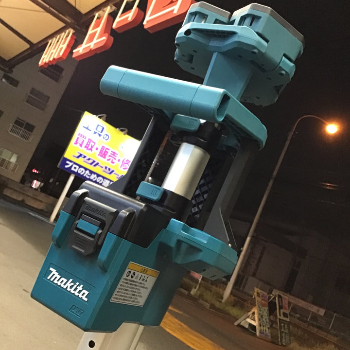 【中古】 マキタ (makita) 充電式タワーライト ML814 【桶川店】