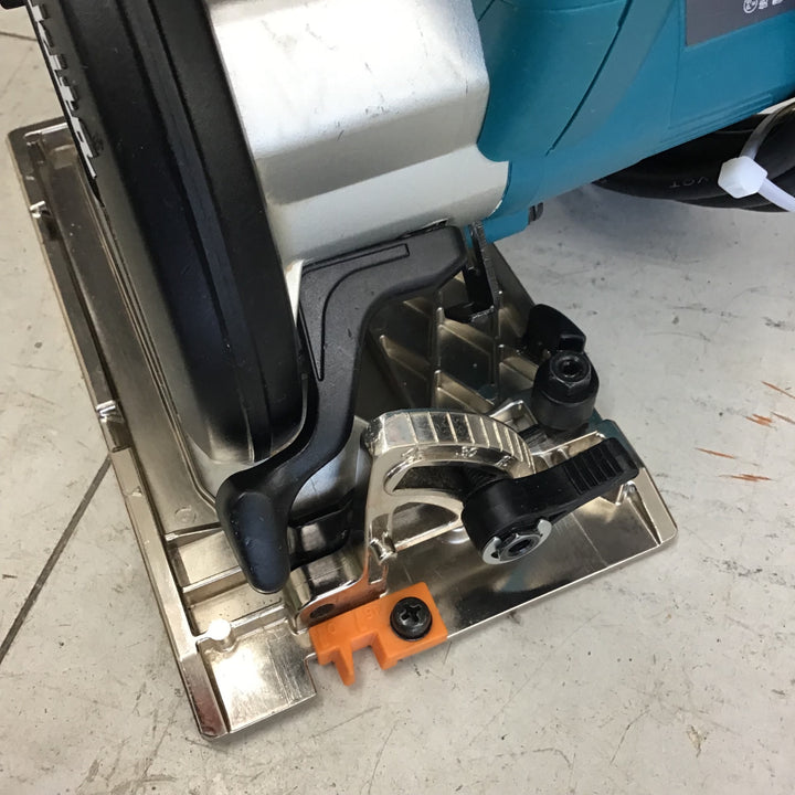 【中古品】 マキタ/makita 125mm電気マルノコ・5230 【鴻巣店】