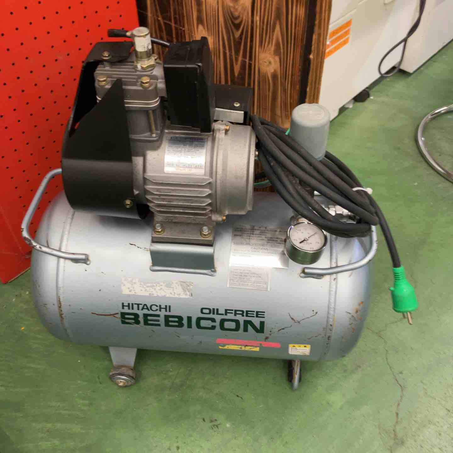 日立 ベビコン エアコンプレッサー 100V 0.20P-5SA【桶川店