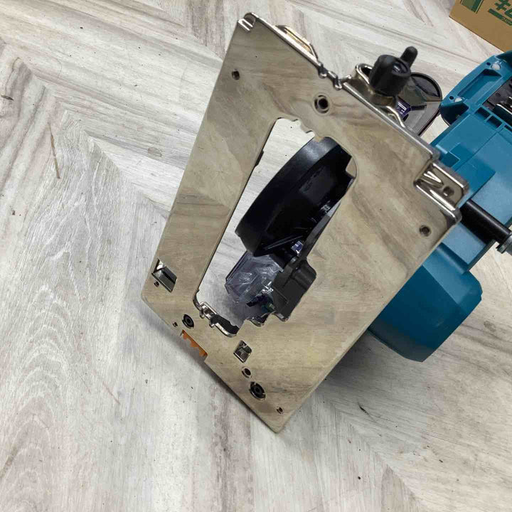 ★マキタ(makita) コードレス丸ノコ KS004GZ【越谷店】