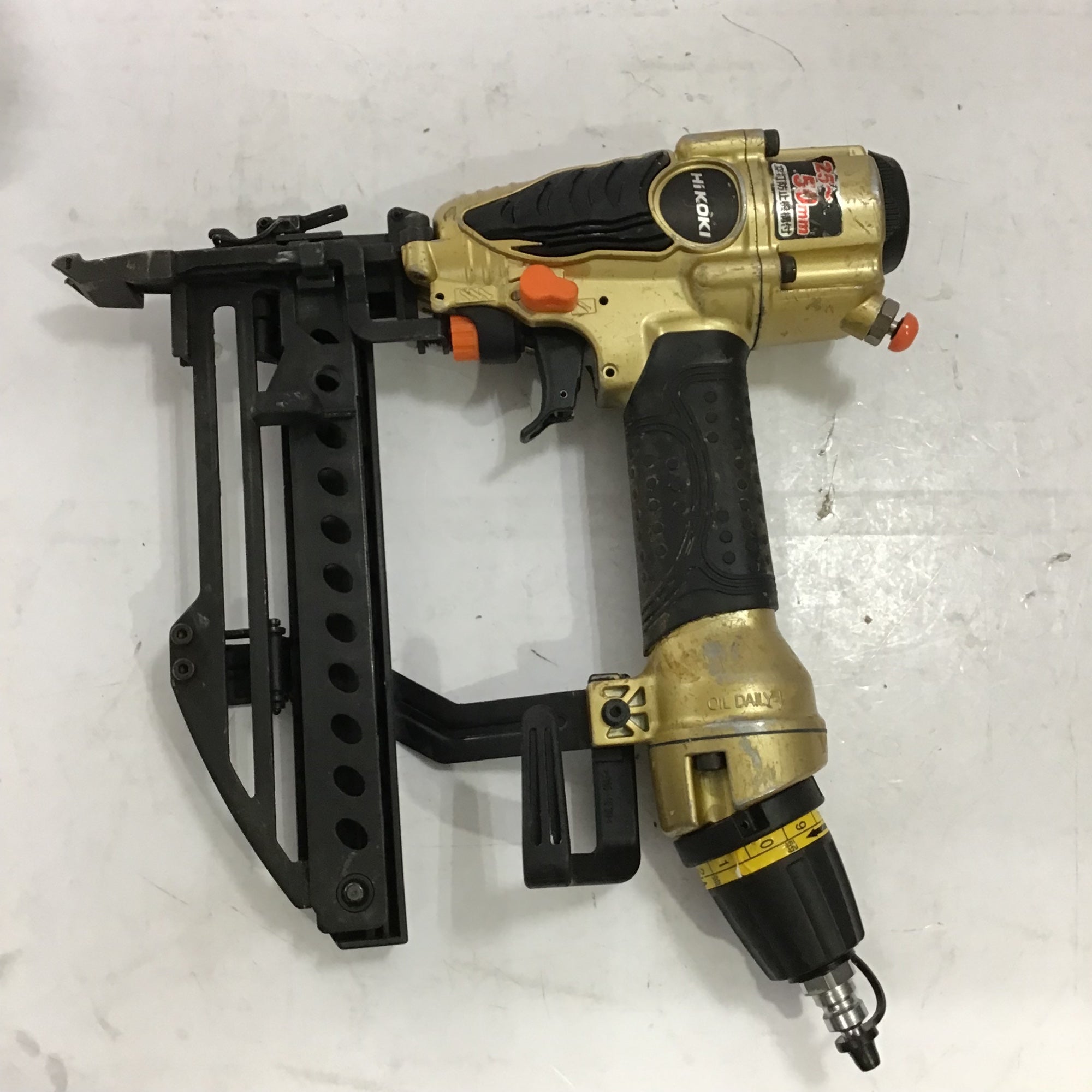☆ハイコーキ(HIKOKI ※旧:日立工機) 高圧フロアタッカ N5004HMF【町田