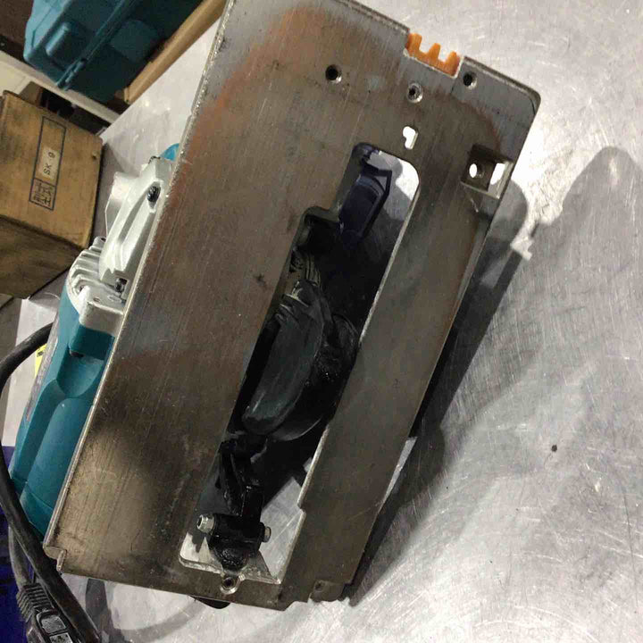 ★マキタ(makita) 防じん丸のこ KS5200FX【川口店】