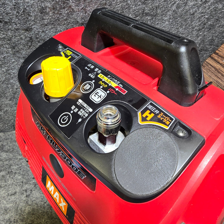【中古 ※説明必読・外装割れ有り※】 マックス(MAX) エアコンプレッサー AK-HL7900E 【桶川店】