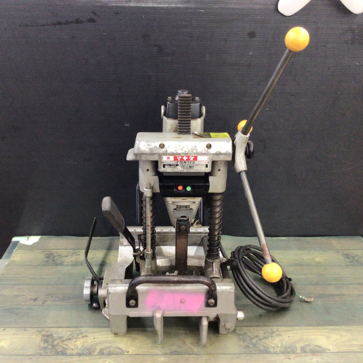 マキタ(makita) 4寸手動角のみ 7304 【東大和店】