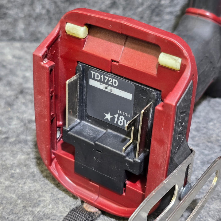 【中古品・バッテリ付き!】マキタ(makita) コードレスインパクトドライバー TD172DZAR【桶川店】
