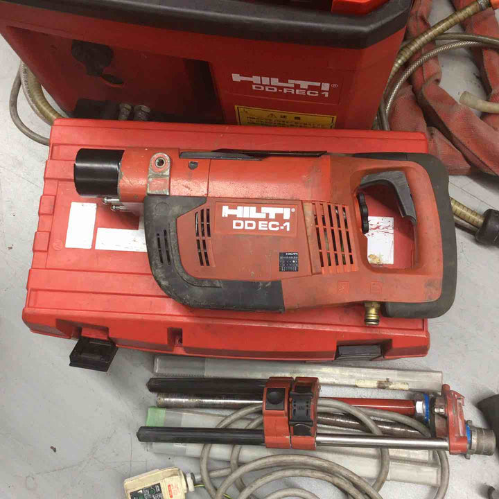 【中古品】◇ヒルティ(HILTI) コアドリル DDEC-1 HILTI ウォーターリサイクルユニット DD REC-1付き(通電のみ確認) 【戸田店】