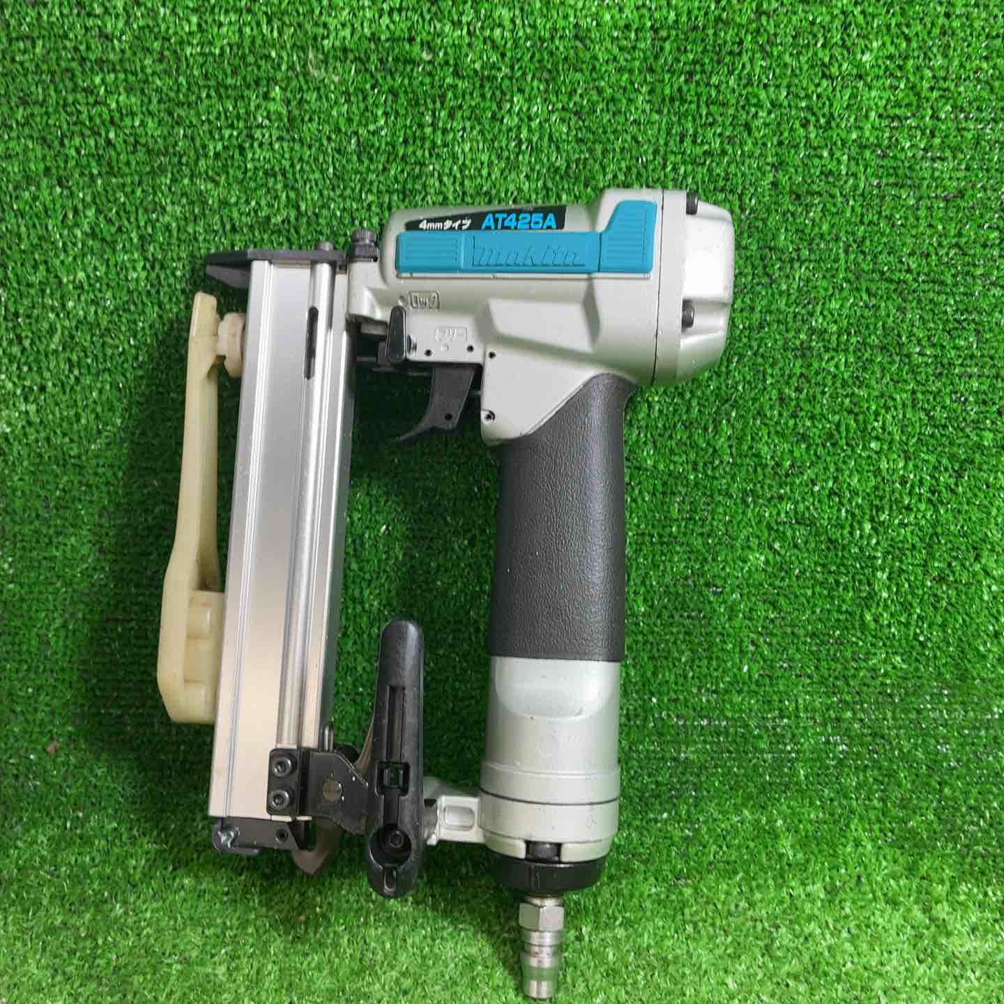 マキタ(makita) 常圧エアタッカ  AT425A【藤沢店】 マキタ(makita) 常圧エアタッカ AT425A【藤沢店】 – アクトツール