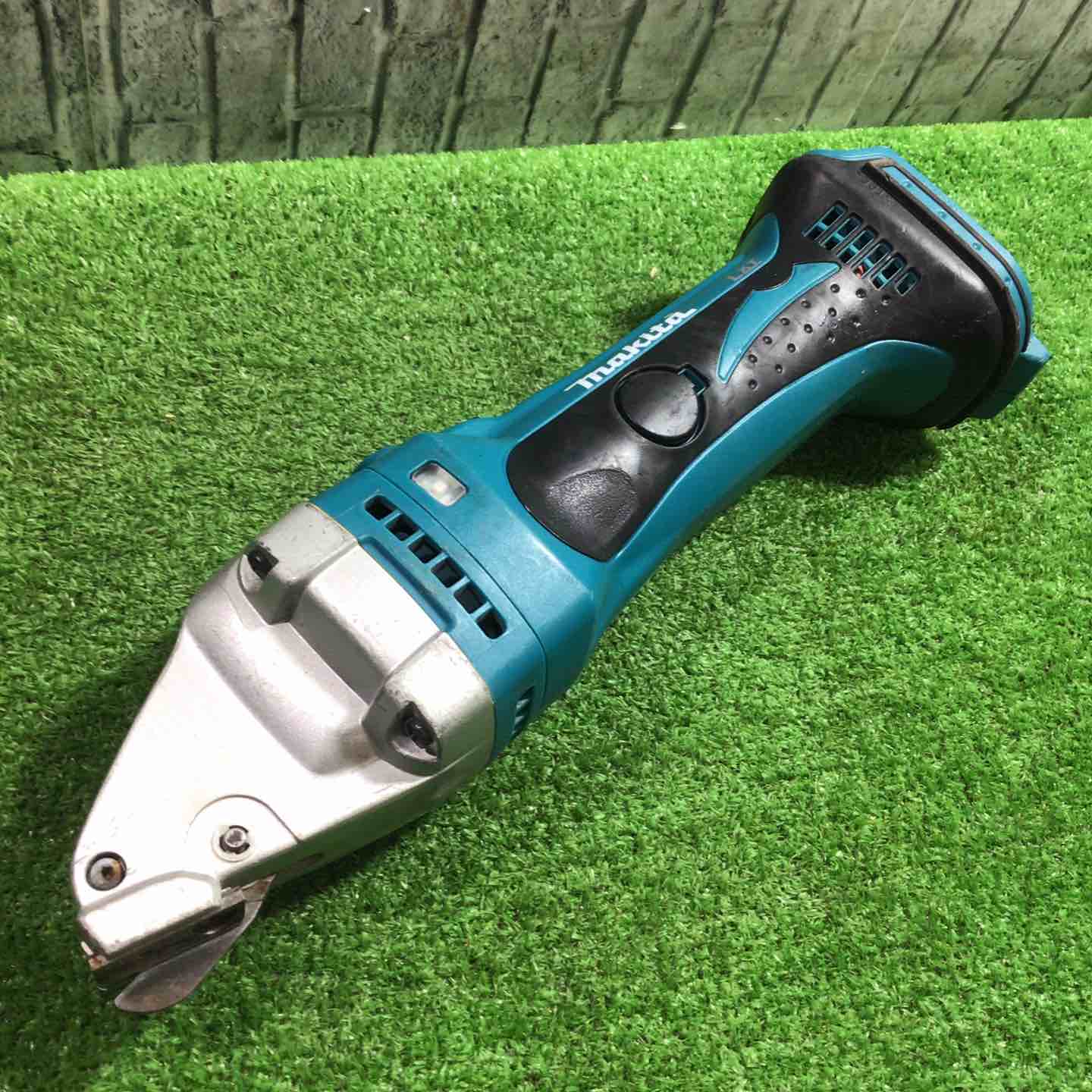 ☆マキタ(makita) コードレスストレートシャー JS161DZ 18V 動作確認