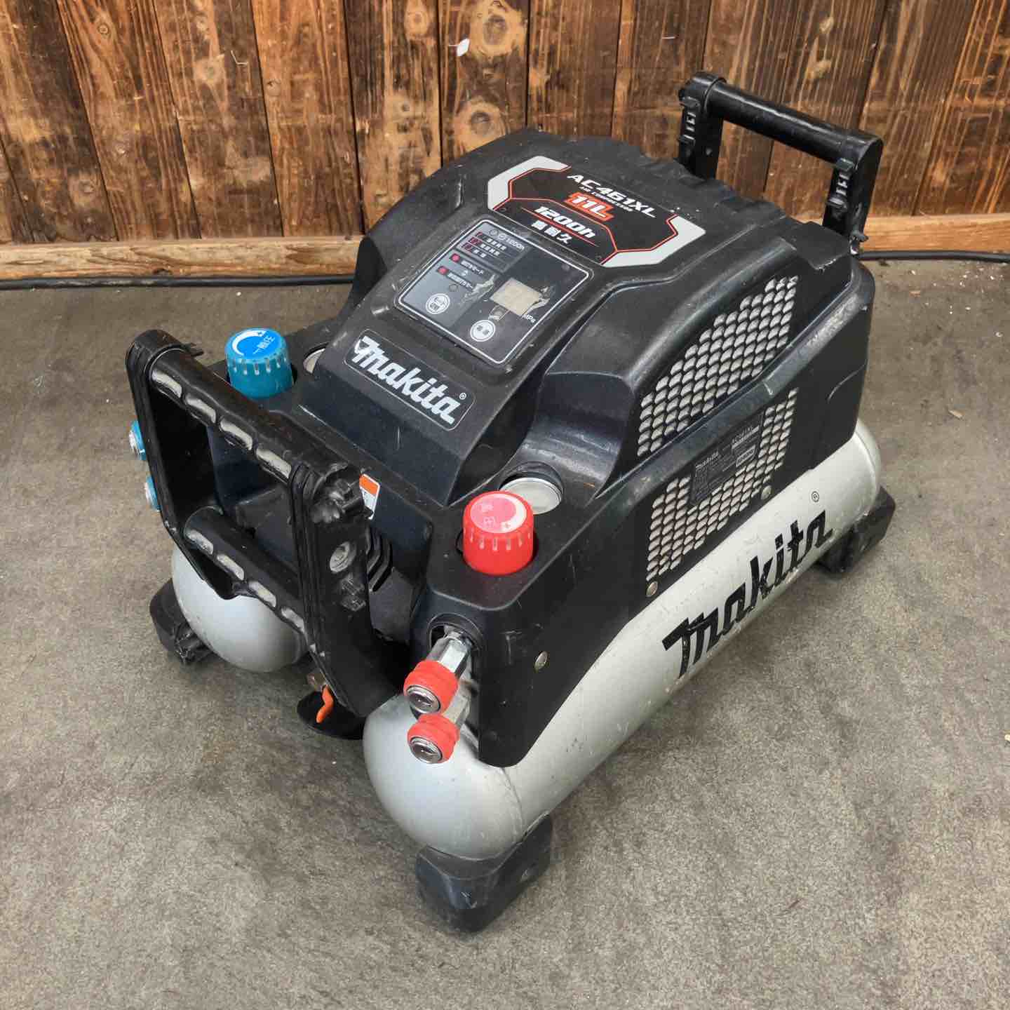 ☆マキタ(makita) エアコンプレッサー AC461XLB【川崎店】 – アクト