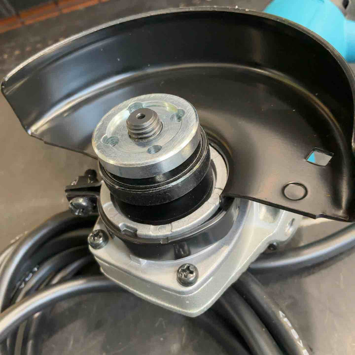 ☆マキタ(makita) ディスクグラインダ 低速高トルク ブレーキ付 100mm 9533BLA【草加店】