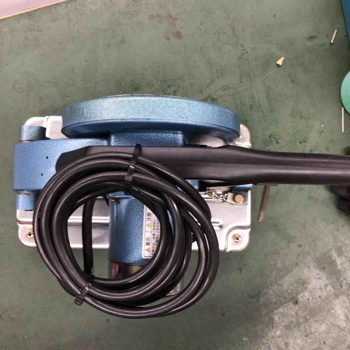 ◇新ダイワ(Shindaiwa) 205mm高速切断機 L60C ライトカッター【戸田店】