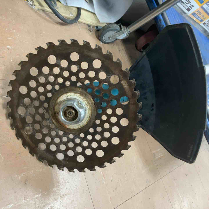 【店頭受取り限定】☆マキタ(makita) コードレス刈払機 MUR143UDZ 分割棹【草加店】