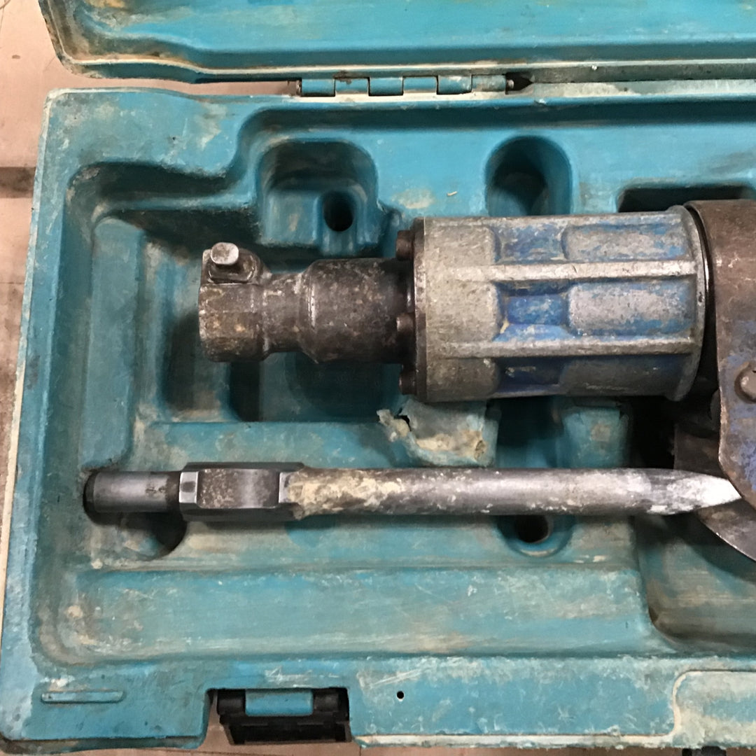 【店頭受取り限定】★マキタ(makita) 電動ハンマ HM1317C【草加店】