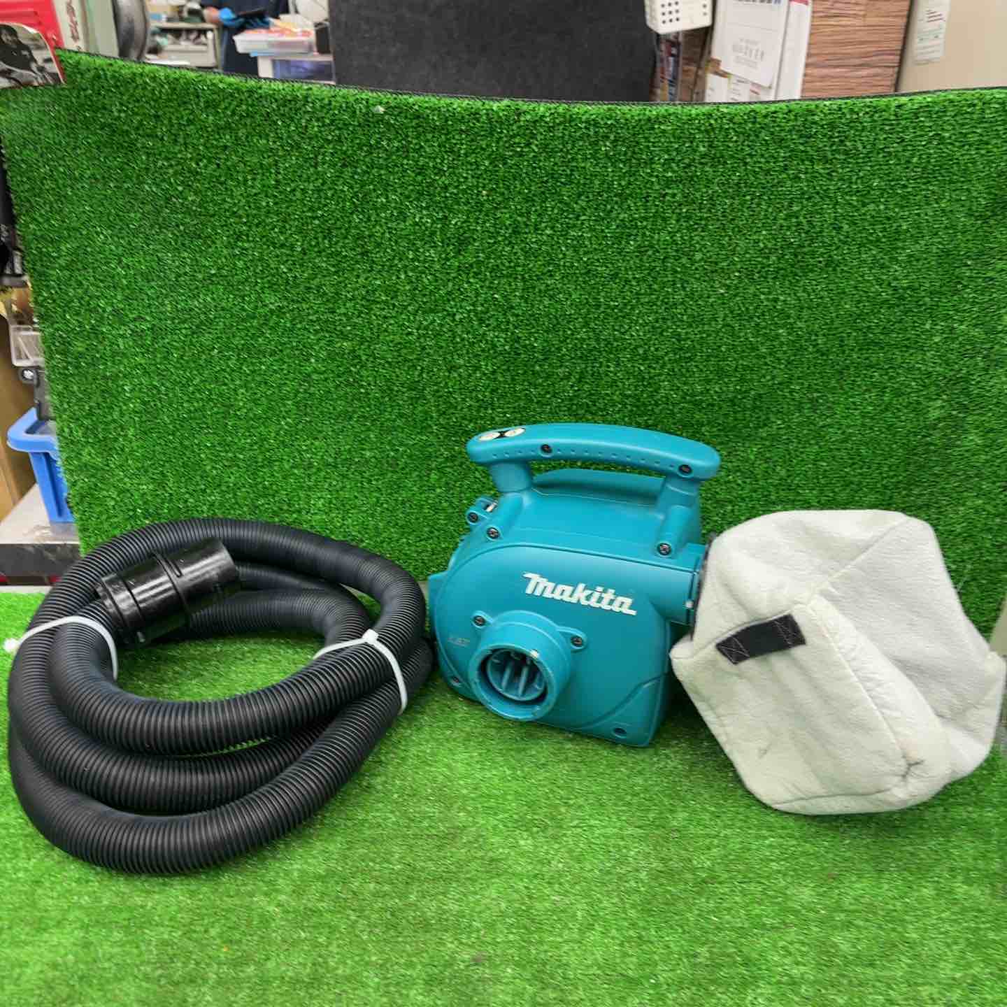 ☆マキタ(makita) コードレス集じん機 VC350DZ【桶川店】 ☆マキタ(makita) コードレス集じん機 VC350DZ【桶川店】 – アクト
