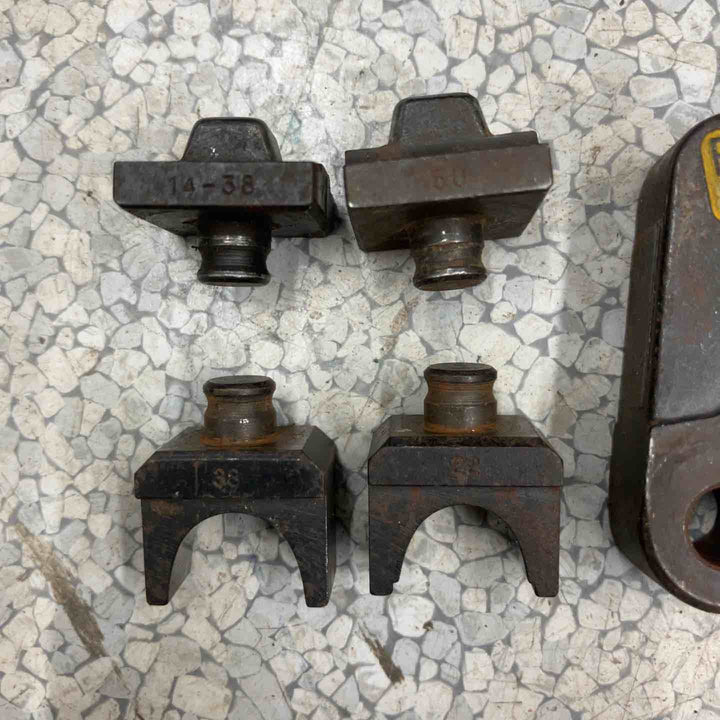 泉精器 圧着端子用手動油圧式工具 EP-60【八潮店】