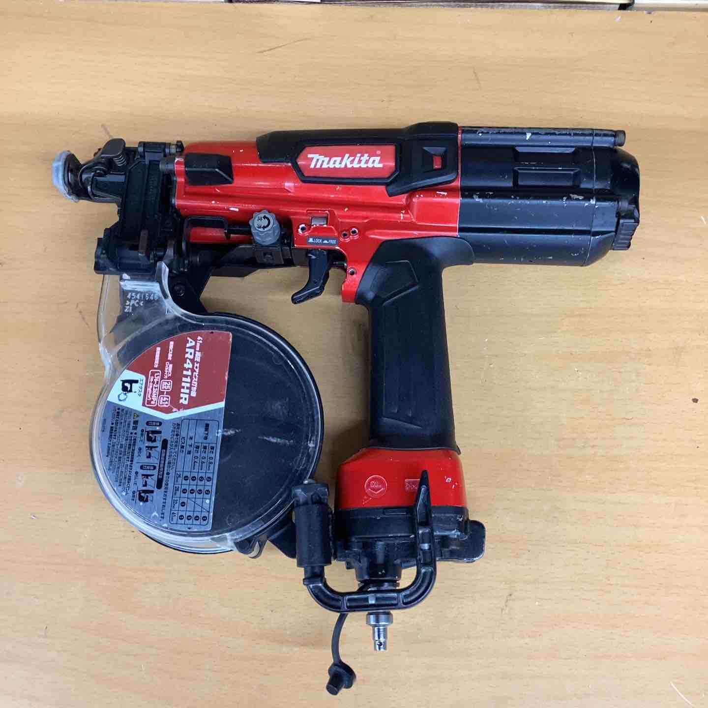 ★マキタ(makita) 高圧エアネジ打ち機 AR411HR【越谷店】 ☆マキタ(makita) 高圧エアネジ打ち機 AR411HR【越谷店】 – アクト