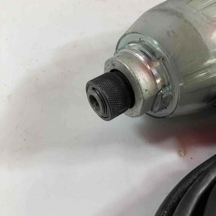 ☆マキタ(makita) インパクトドライバ TD0220【川崎店】