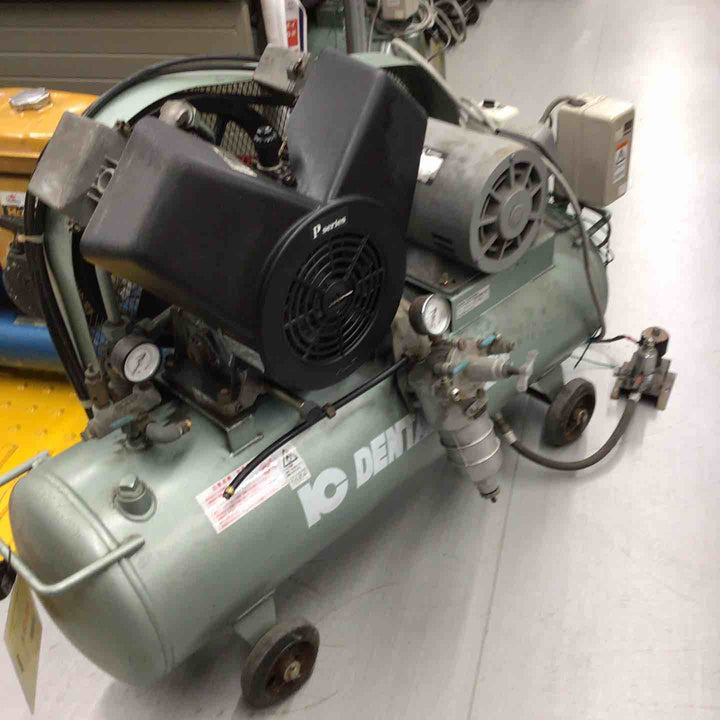 【店頭受取り限定】〇イワタ(IWATA) コンプレッサー OCS-265P-2D 出力2.2Kw(3馬力)【戸田店】