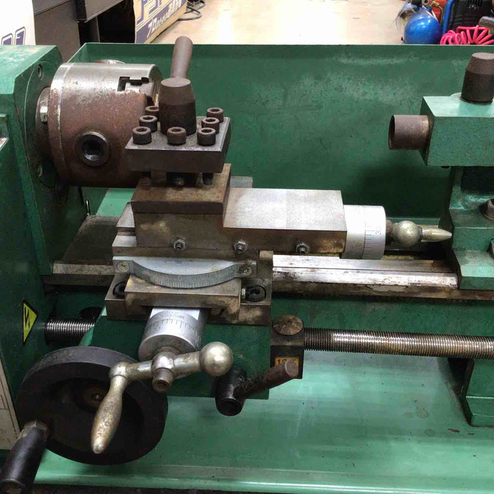 【店頭受取り限定】central machinery 卓上ミニ旋盤 33684【草加店】