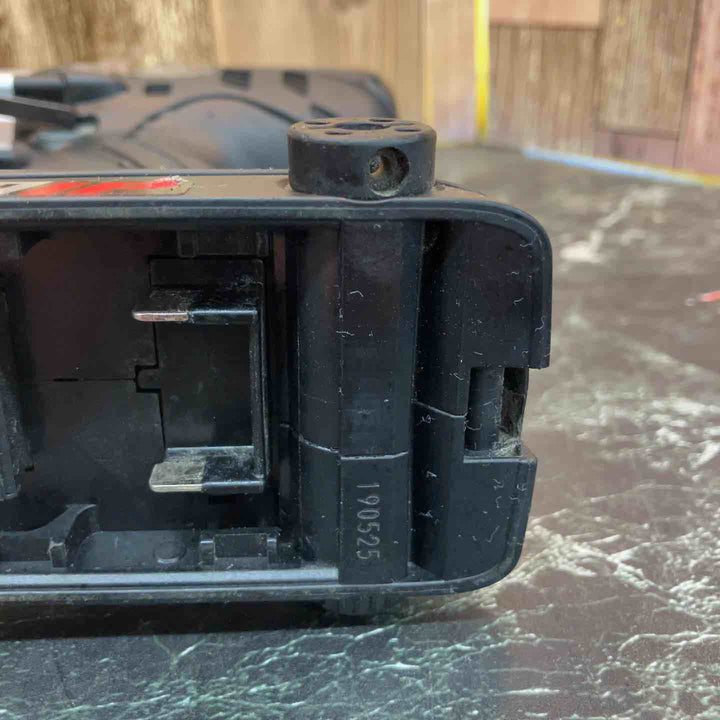 ★パナソニック(Panasonic) コードレスケーブルカッター EZ45A6K-B【八潮店】