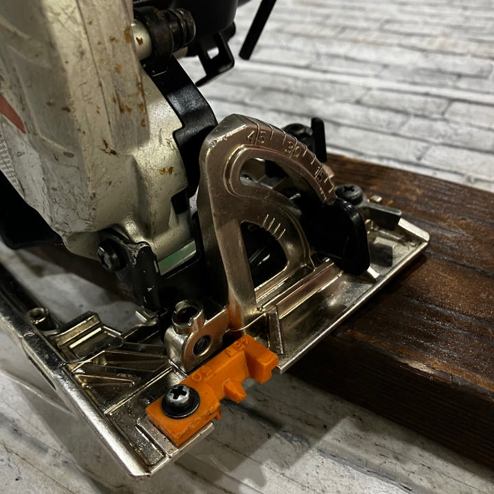 ★マキタ(makita) コードレス丸のこ HS631DZB【川口店】