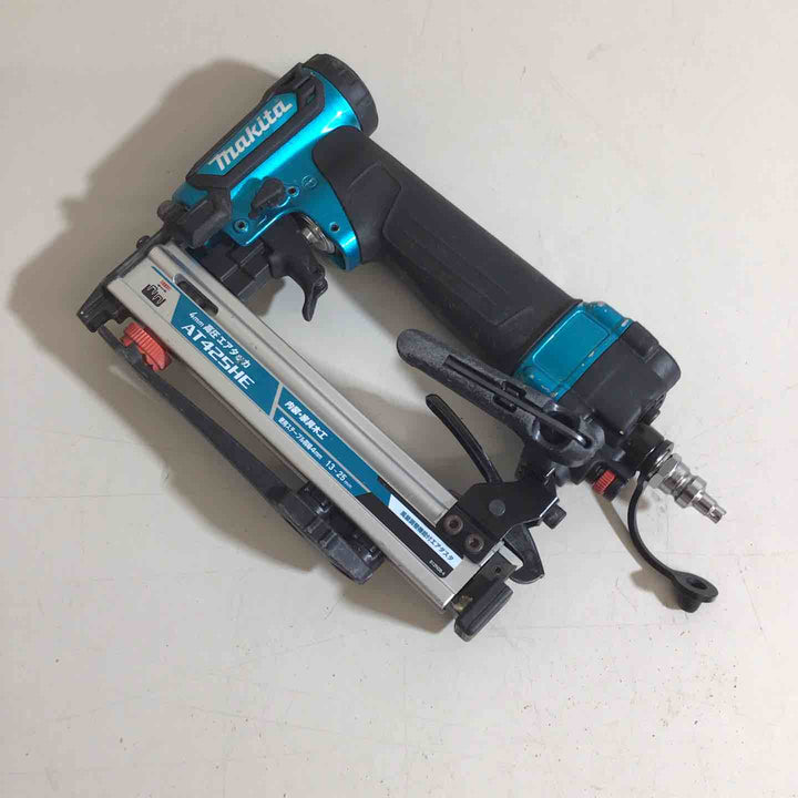★マキタ(makita) 高圧エアタッカ AT425HEM【戸田店】