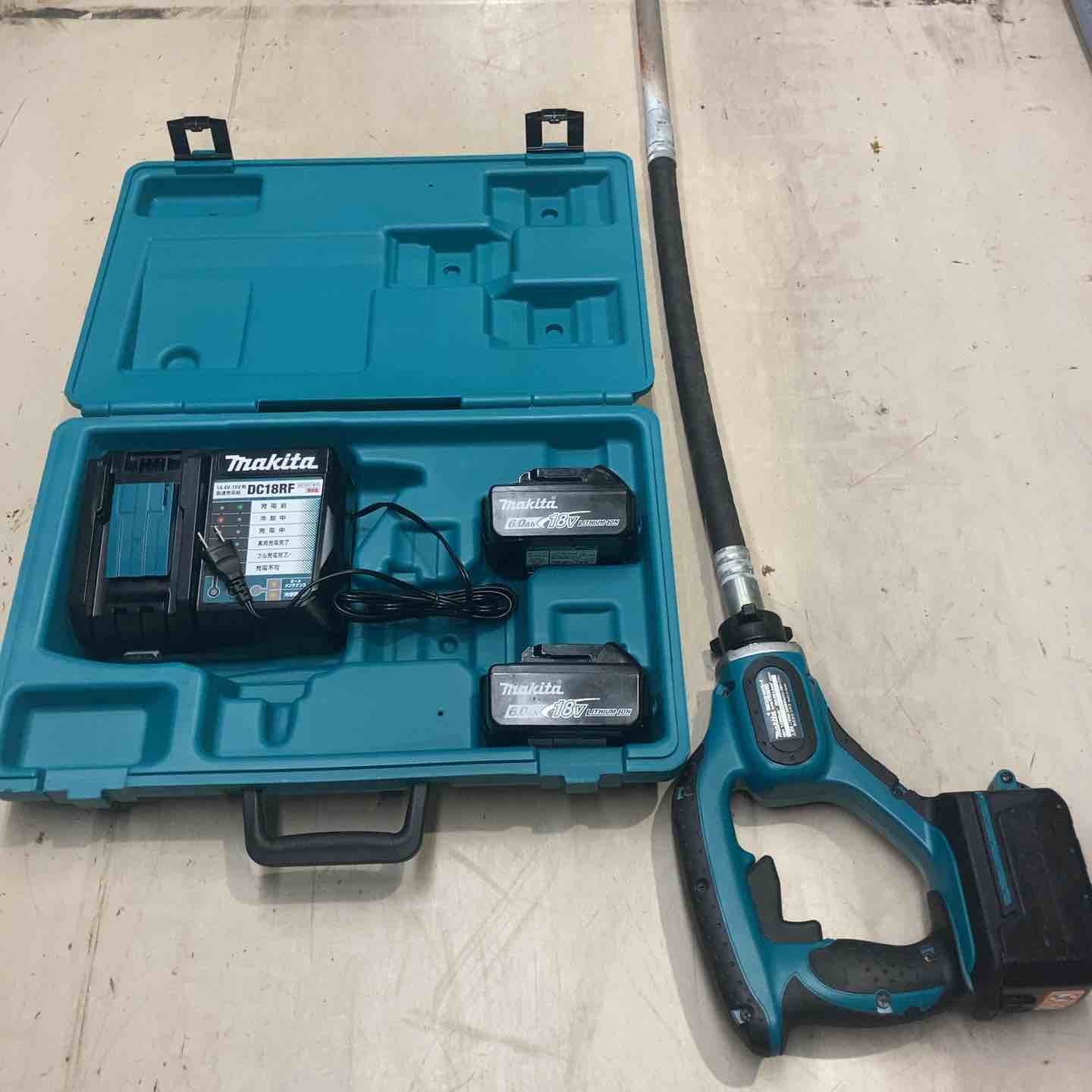 ☆マキタ(makita) コードレスコンクリートバイブレーター VR350DRGX