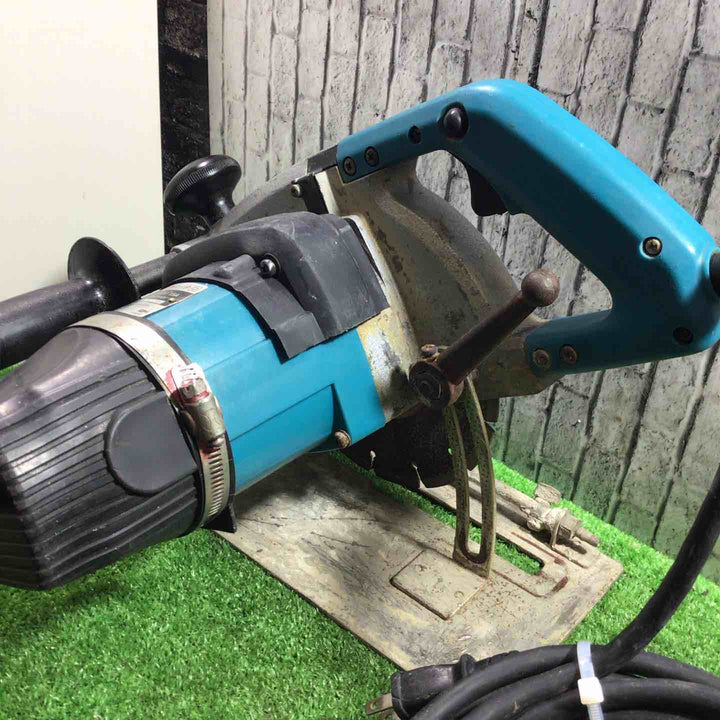 ◇マキタ(makita) 180mm カッタ 給水装置仕様 4107R ホース付き 【川口店】