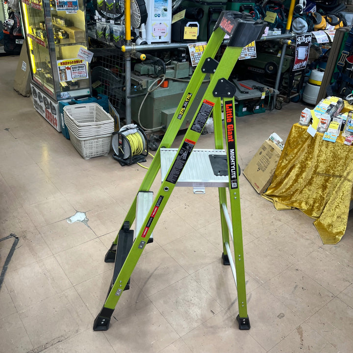【店頭受取り限定】Little Giant マイティーライト 2.0 7FRP上わく付き 脚立  段数3 LG-15405 【草加店】