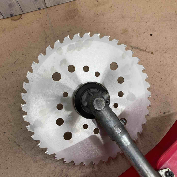 【中古品/店頭受取り限定】ホンダ(HONDA) 4ストロークエンジン草刈り機 UMK425H 刃未使用交換済み 肩掛けベルト付き【東大和店】