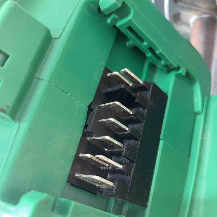 ★ハイコーキ(HIKOKI ※旧:日立工機) コードレスマルノコ C3606DB(NN)【八潮店】