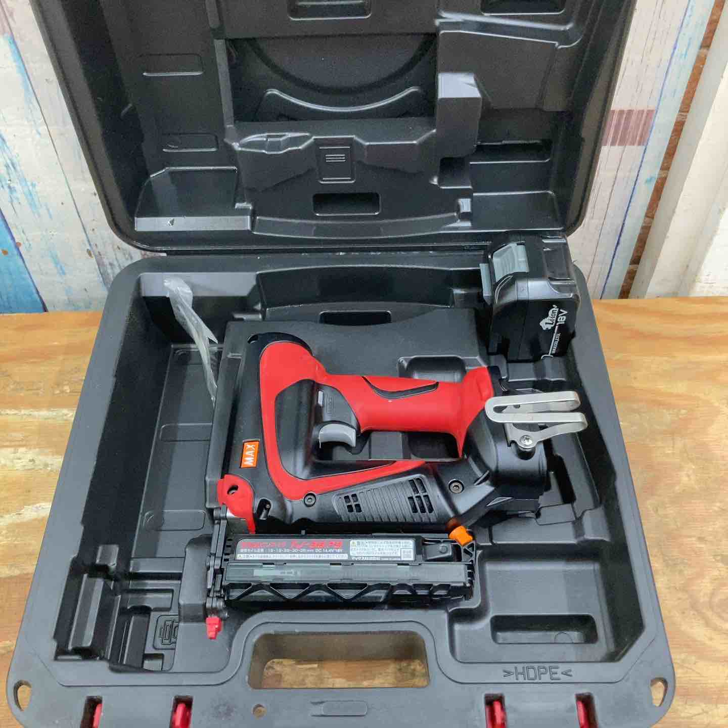 中古品】◇マックス(MAX) コードレスピンネイラ TJ-35P3-BC/1850A 18V