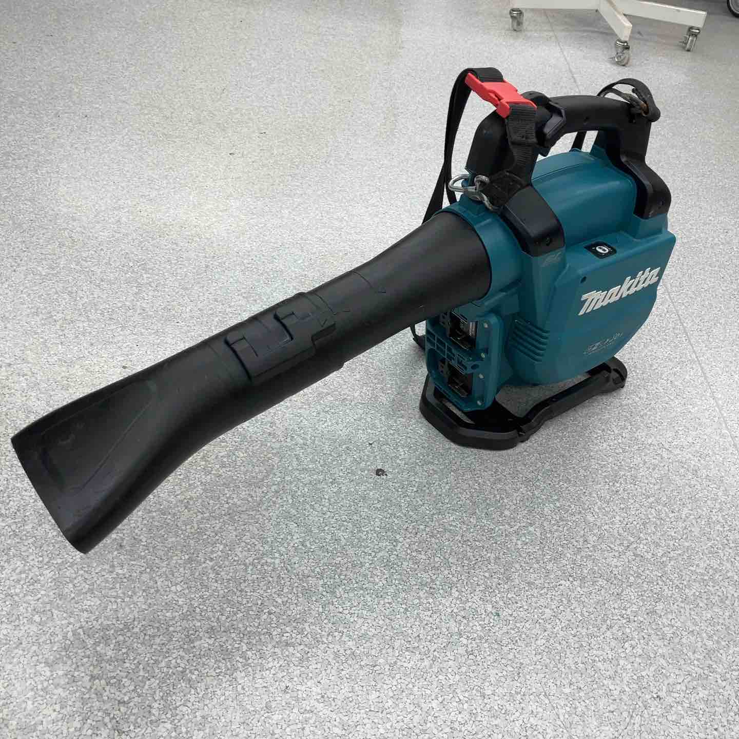 ◇マキタ(Makita) 充電式ブロワ MUB363DZ【八潮店】 ◇マキタ(Makita) 充電式ブロワ MUB363DZ【八潮店】 – アクトツール