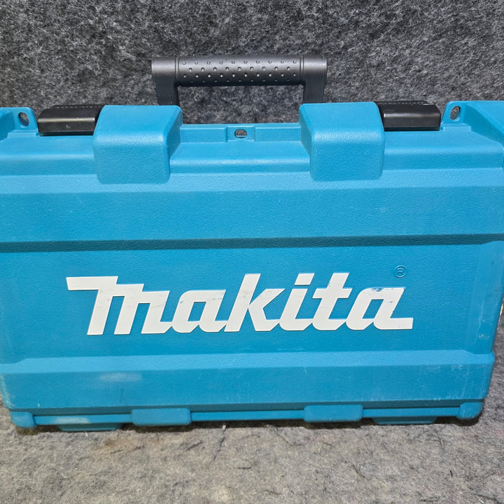 【中古品】マキタ(makita) コードレスジグソー  JV182DRF【桶川店】